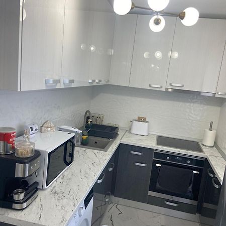 The Performant Apartment Satu Mare Bagian luar foto